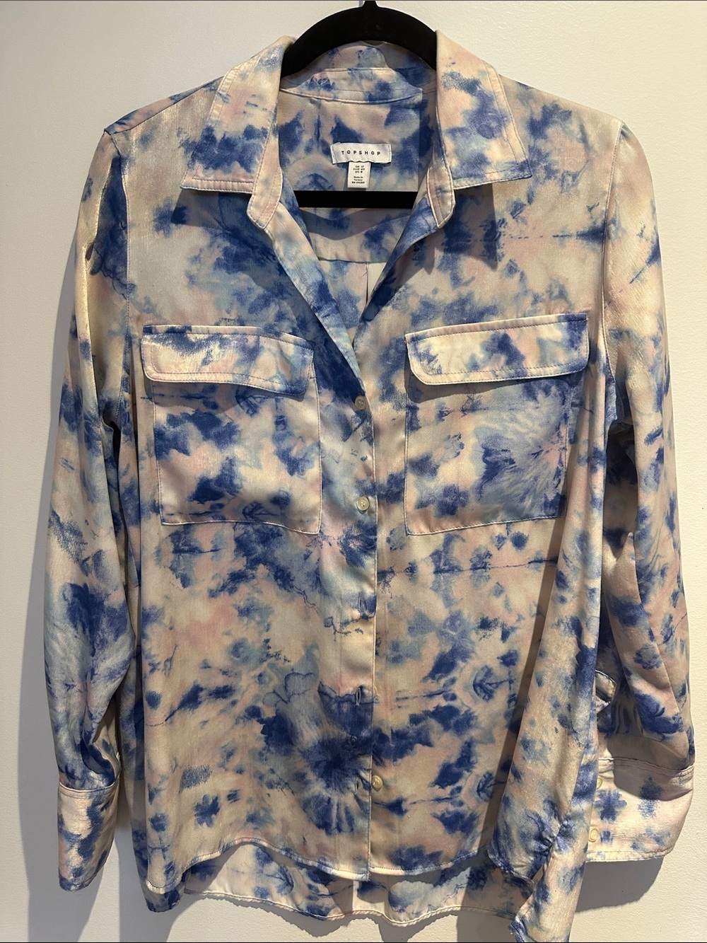 TOP SHOP Beautiful Silky Long Sleeve Cloud/Tye Dye- like Print Blouse size 8